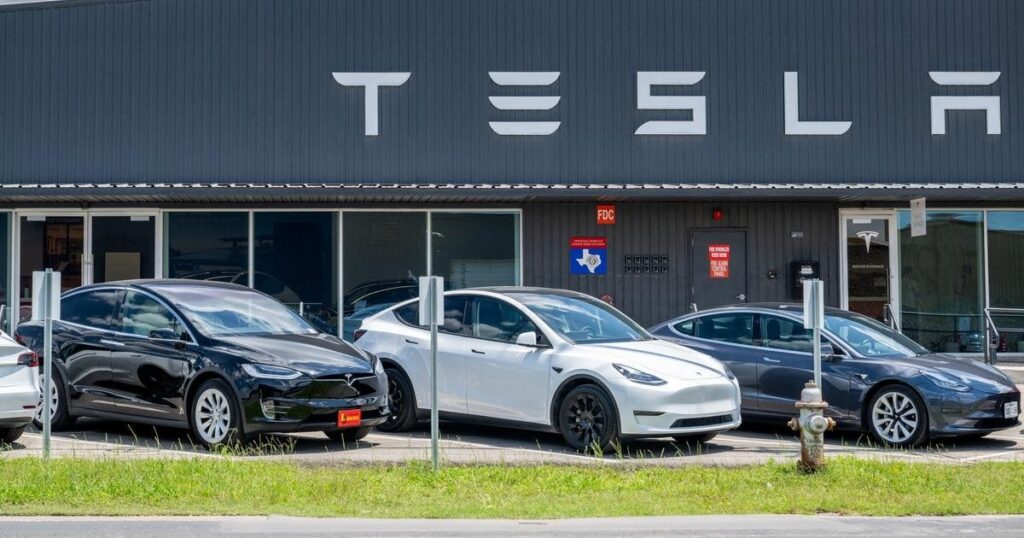 Tesla accused of tampering the mileage counters of her cars