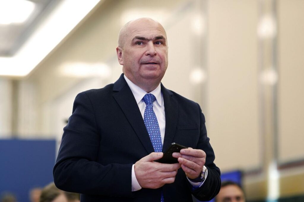 Romania’s interim president calls for responsible environmental action on Earth Day