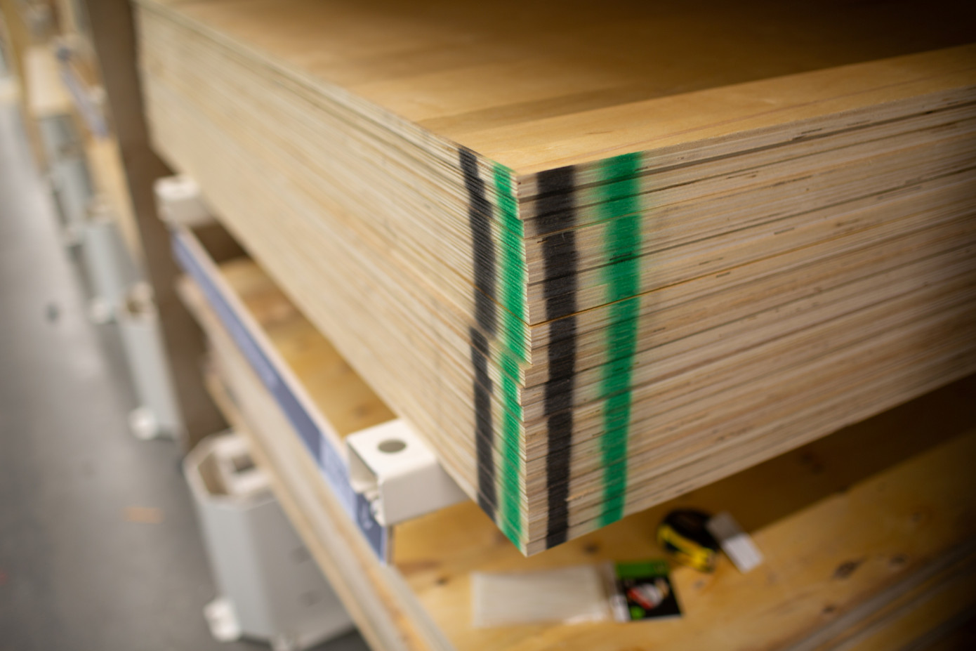Imports of plywood to Italy decrease 32% in July