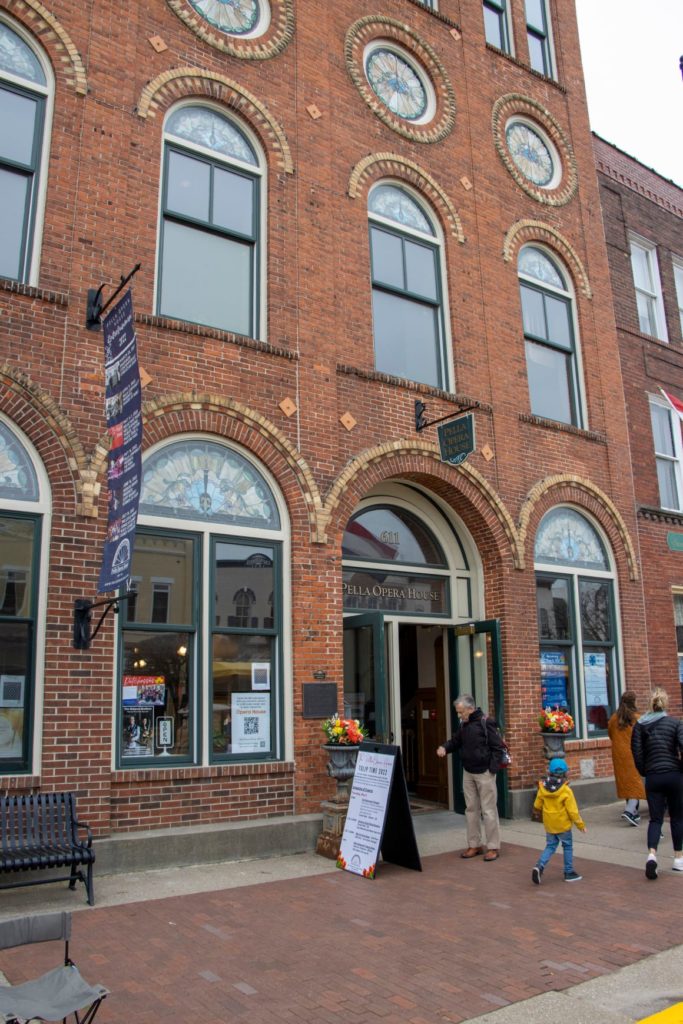 Tulip Time Entertainment at the Opera House | KNIA KRLS Radio