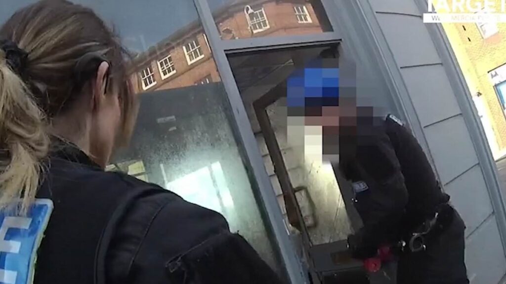 Turkish barber shops crackdown: Police raid dozens of businesses run as a front for money laundering