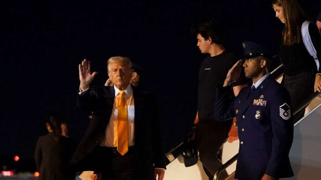 Trump is in excellent health; high cholesterol controlled, White House doctor says