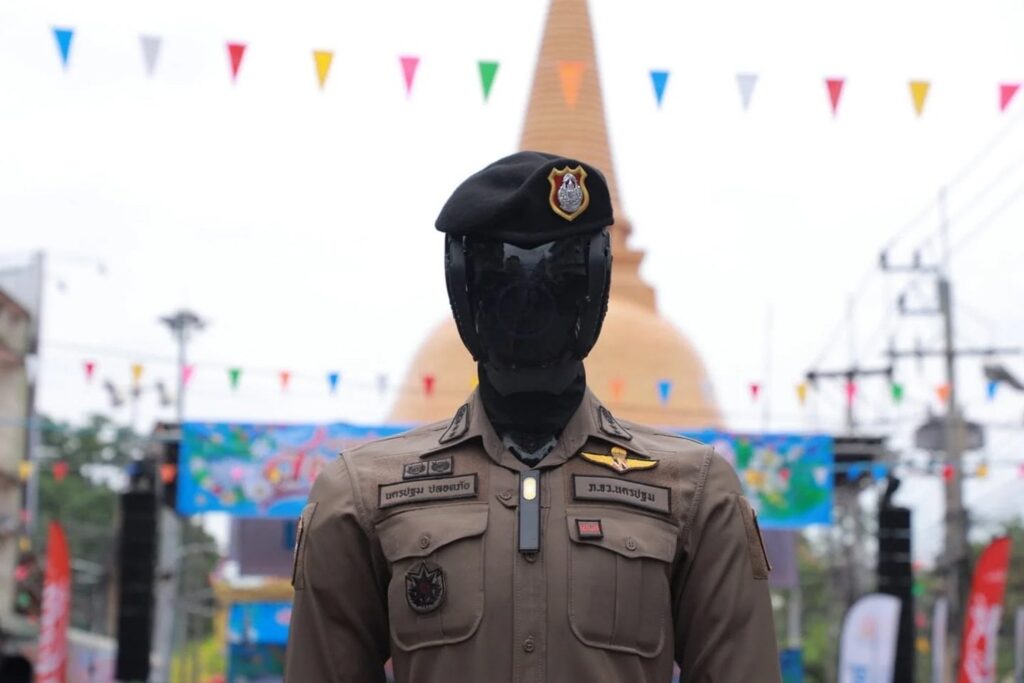 Thailand Rings in New Year With Drone and CCTV-Powered Robot Cop | Although it may have chilling technology like 360-degree AI cameras, the police robot's full potential is unknown.