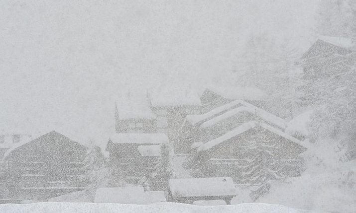 Spring turns to winter as Croatia braces for snow