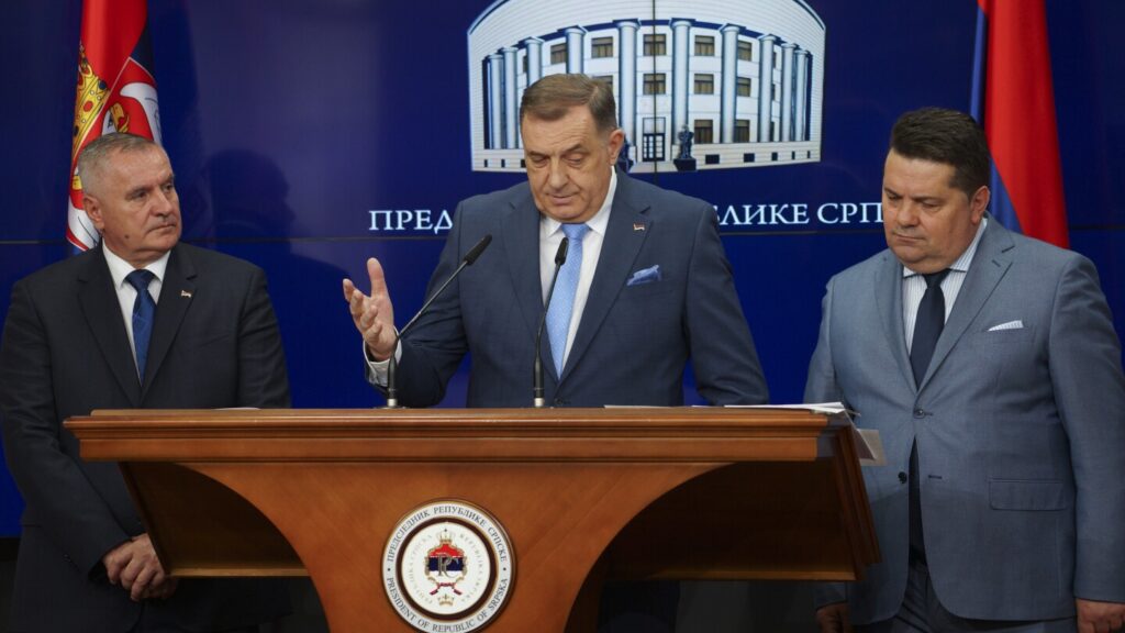 Bosnia prosecutor seeks detention of separatist Serb leaders amid mounting tensions Bosnia prosecutor seeks detention of separatist Serb leaders amid mounting tensions