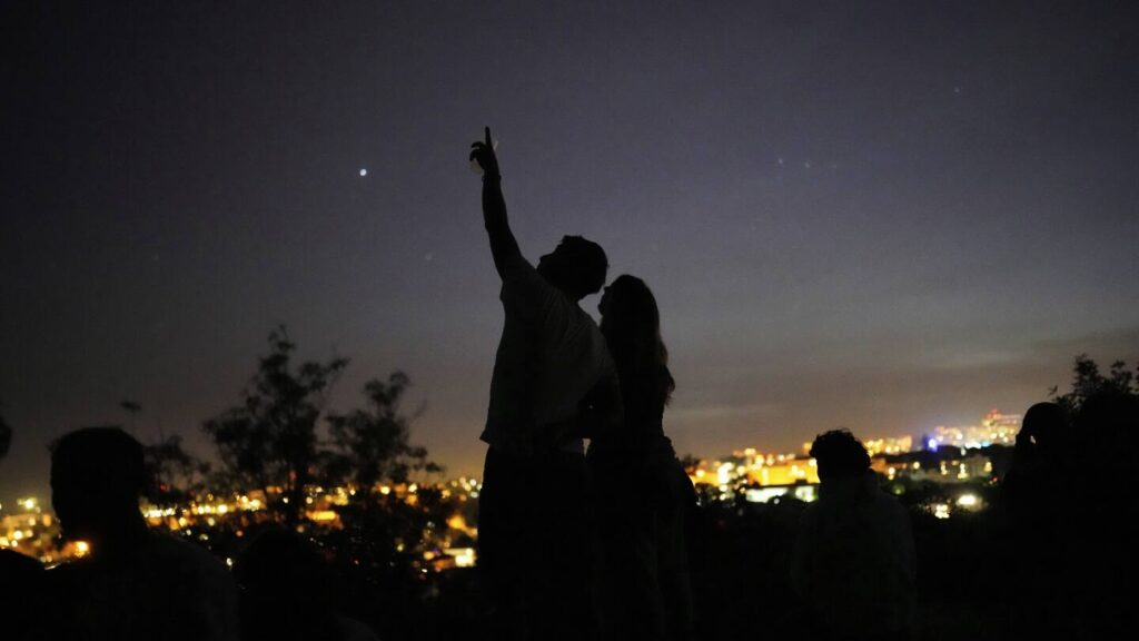 No power, no problem. How some in Spain and Portugal defied the outage and embraced the present No power, no problem. How some in Spain and Portugal defied the outage and embraced the present