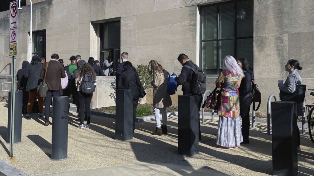 Layoffs begin at US health agencies