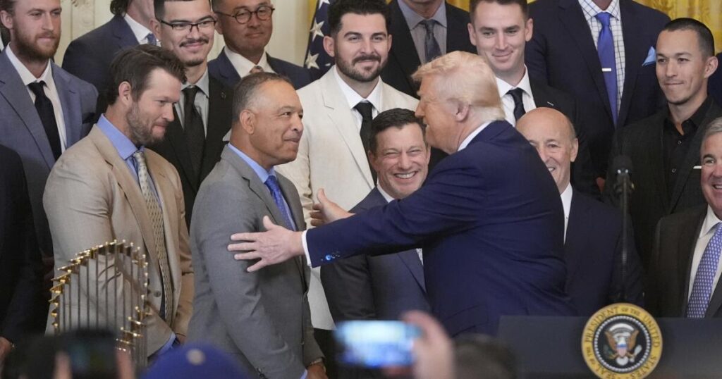 Letters to Sports: Dodgers continue to be agents of controversy