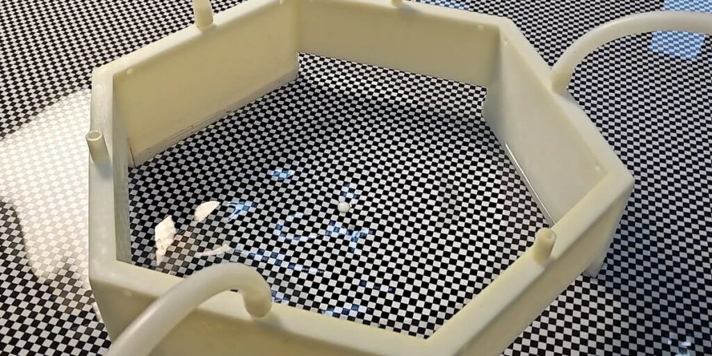 Scientists Use Sound to Generate and Shape Water Waves | The technique could someday trap and move floating objects like oil spills