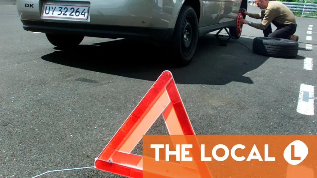 The items you should keep in your car in Denmark