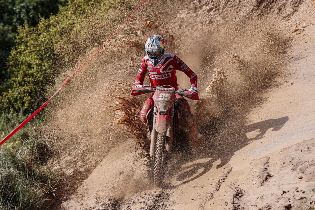 Bad weather causes chaos on Day 2 – Andrea Verona wins by 1.4s