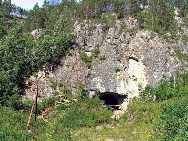 Precise Timeline Reconstructed for When Denisovans, Neanderthals, and Homo sapiens Inhabited Denisova Cave Over 300,000 Years