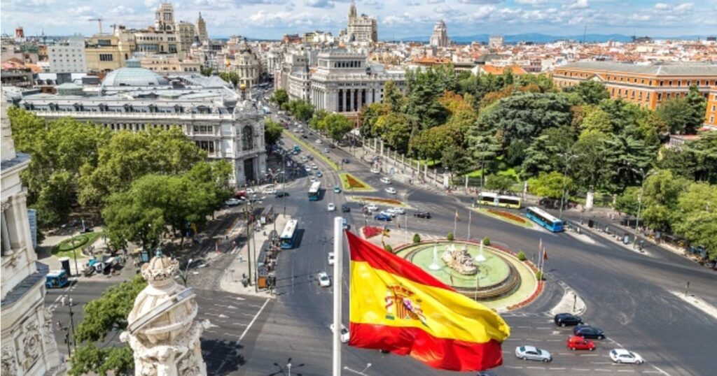 The immigration reform in Spain leaves Cuban migrants without legal options after asylum denial