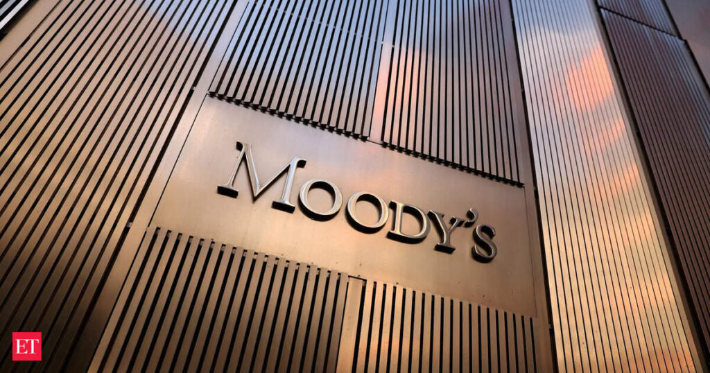 What's wrong with China economy? Moody's maintains 'negative' rating for world's second largest economy