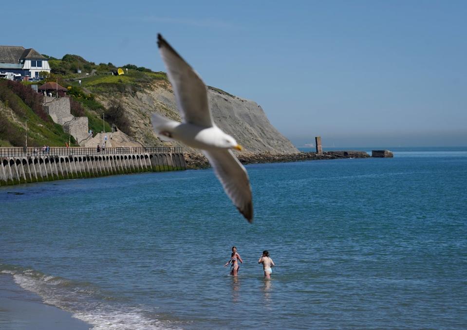 The warm, dry spell may not last (Gareth Fuller/PA Wire)