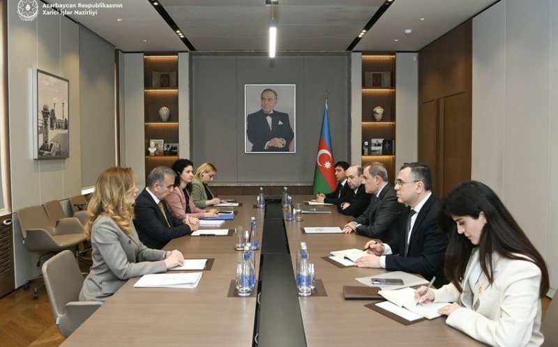 Azerbaijan, North Macedonia discuss bilateral ties, regional developments