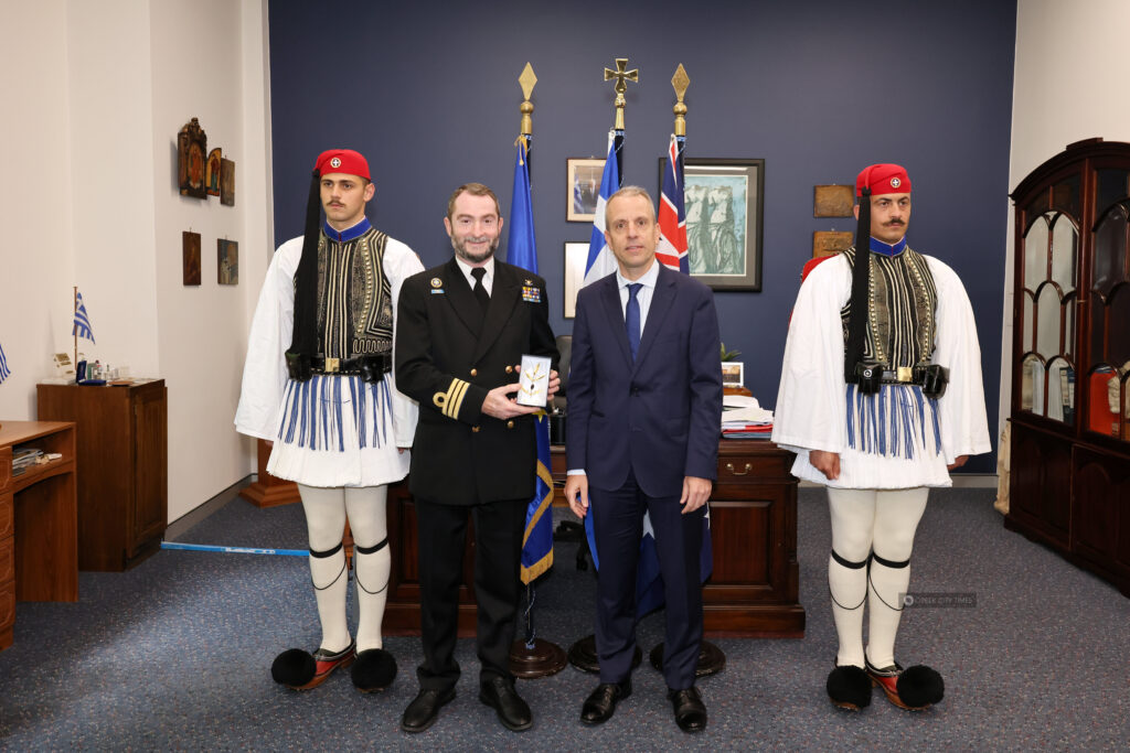Evzones Honour Anzac Day At Consulate General Of Greece In Sydney