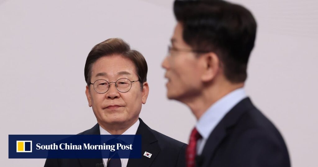 South Korea’s presidential candidates focus on economic recovery in first debate South Korea’s presidential candidates focus on economic recovery in first debate