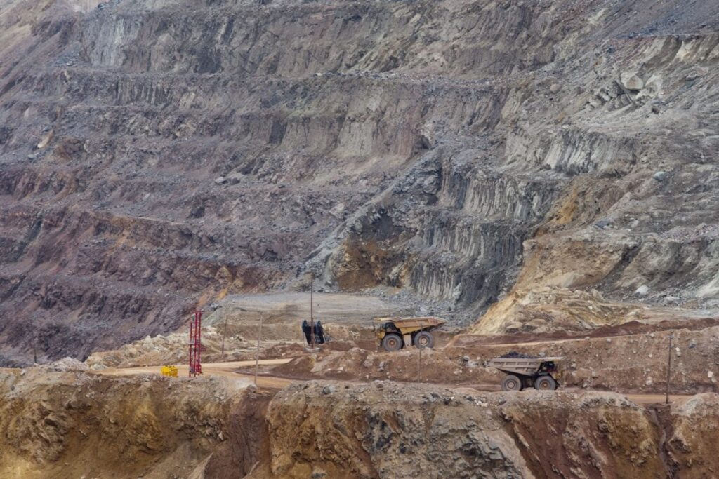 Environment Canada lays 200 Fisheries Act charges against ArcelorMittal