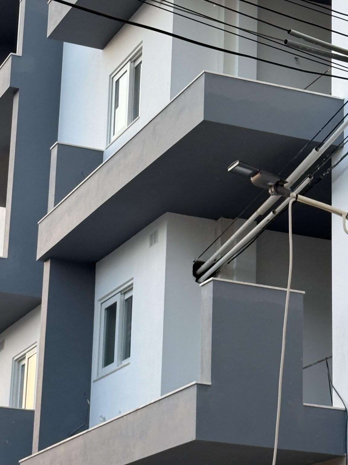 powerlines going through an apartment block?