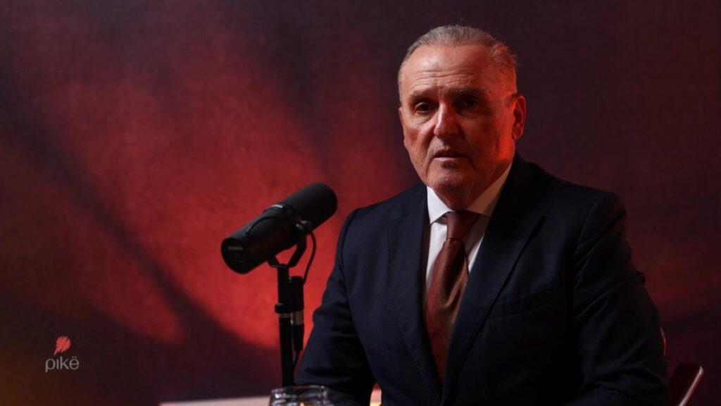 Surroi: Kosovo should seize the moment if authoritarianism in Serbia is overthrown Surroi: Kosovo should seize the moment if authoritarianism in Serbia is overthrown