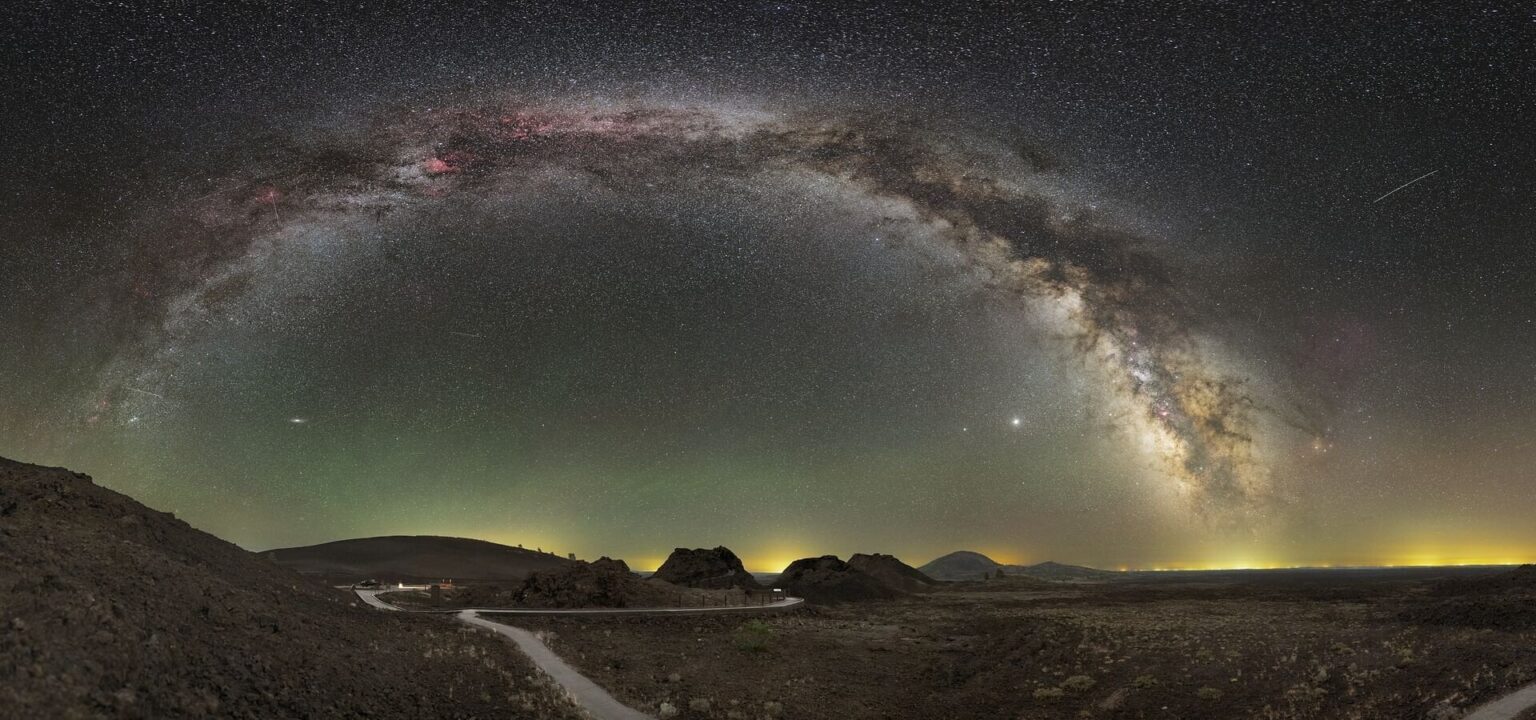 Satellite megaconstellations threaten radio astronomy observations, expert warns