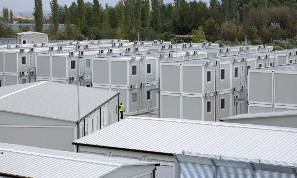 UK eyes Kosovo for processing asylum seekers arriving by small boats UK eyes Kosovo for processing asylum seekers arriving by small boats