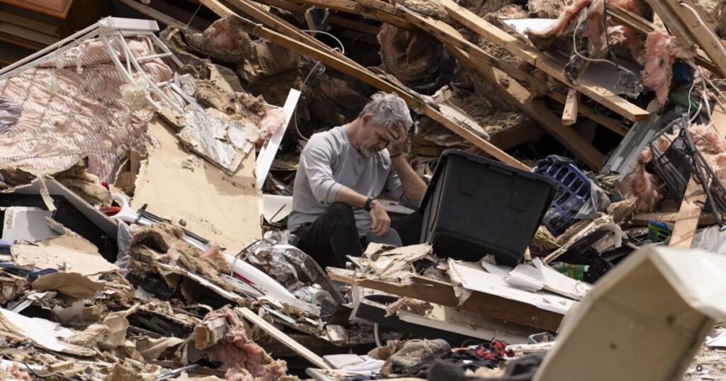 As tornado disrupts region’s tourism economy, Beshear asks Trump for expedited disaster declaration | Kentucky As tornado disrupts region’s tourism economy, Beshear asks Trump for expedited disaster declaration | Kentucky