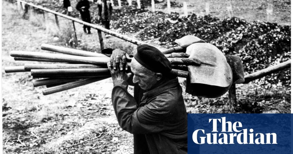 ‘We know what is happening, we cannot walk away’: how the Guardian bore witness to horror in former Yugoslavia | Bosnia and Herzegovina