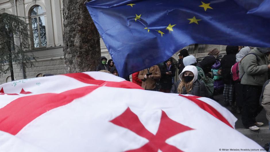 Georgia passes repressive laws amid opposition boycott – DW – 03/06/2025