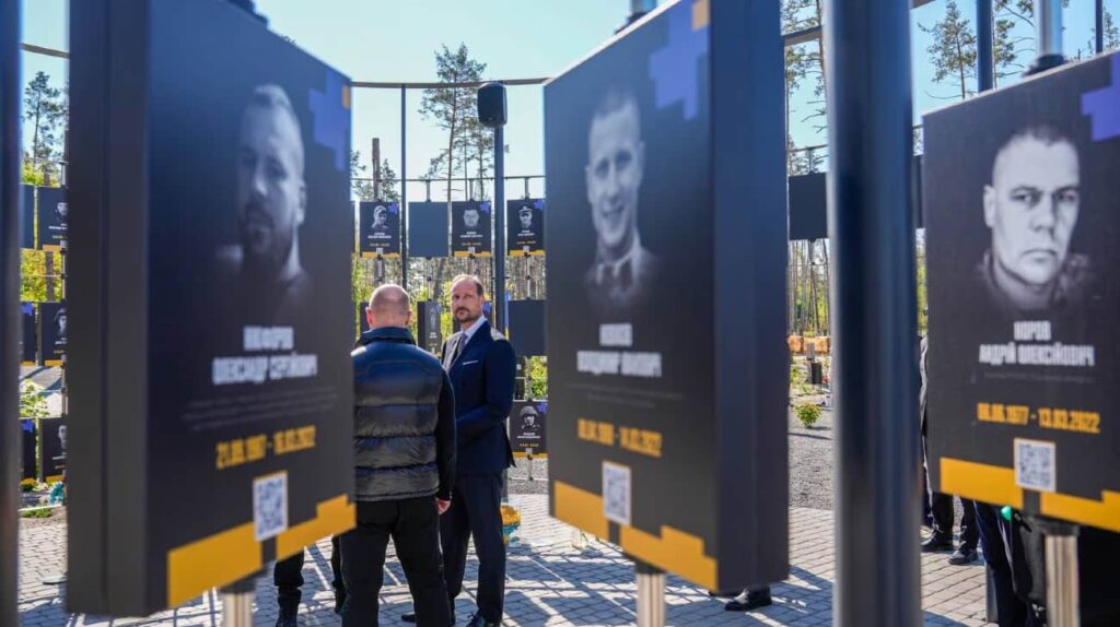 Norwegian Crown Prince Haakon visits Ukraine – photo