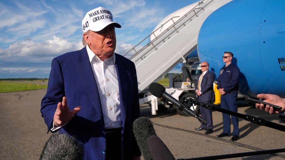 Trump delays 50% tariff on European Union goods for ‘serious negotiations’ station icon