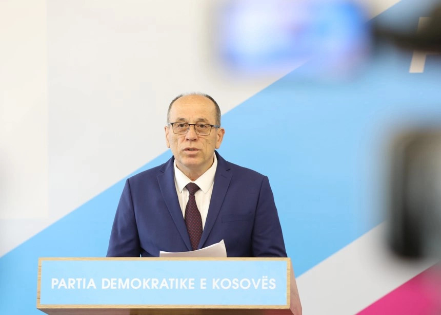 PDK accuses the Government of protecting the interests of private companies