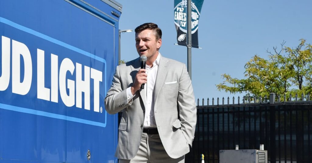Verizon’s Nick Kelly opens own agency, Encore Sports & Entertainment