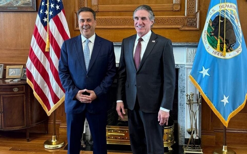 Energy Minister Stavros Papastavrou meets Doug Burgum in Washington