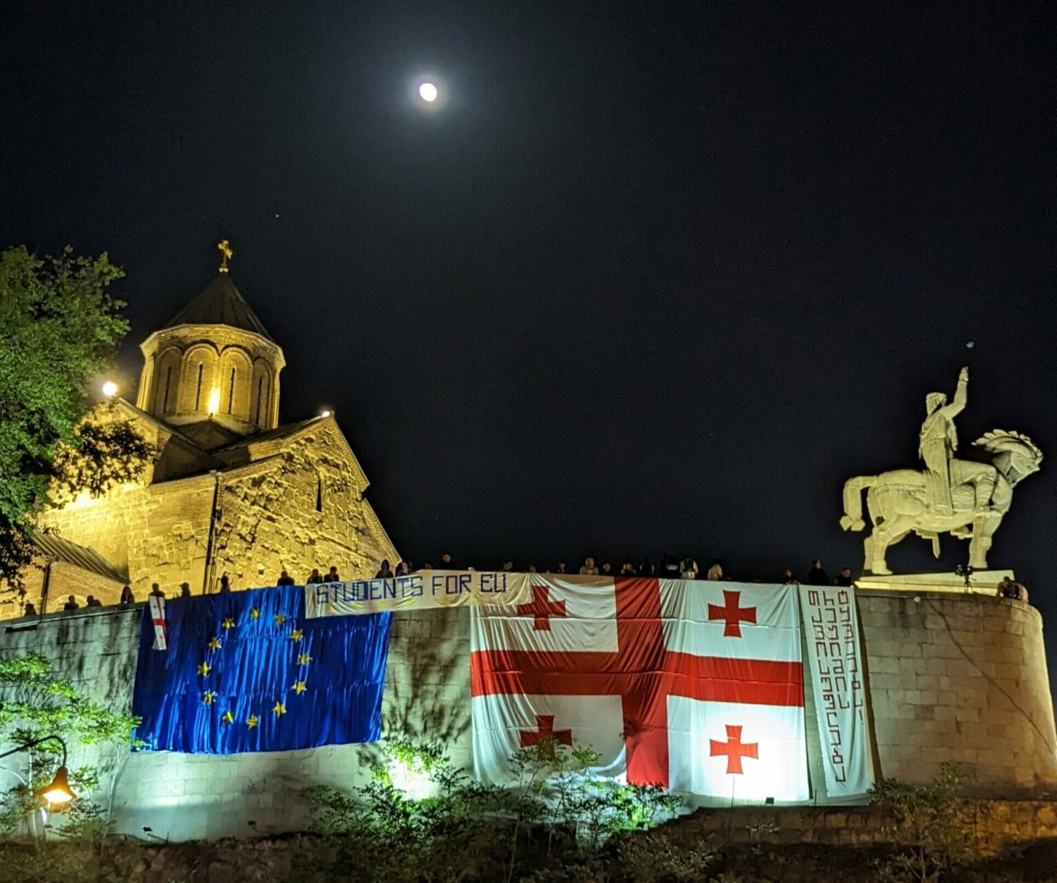Photo Story | May 9 Marches in Tbilisi on Europe’s Day – Civil Georgia