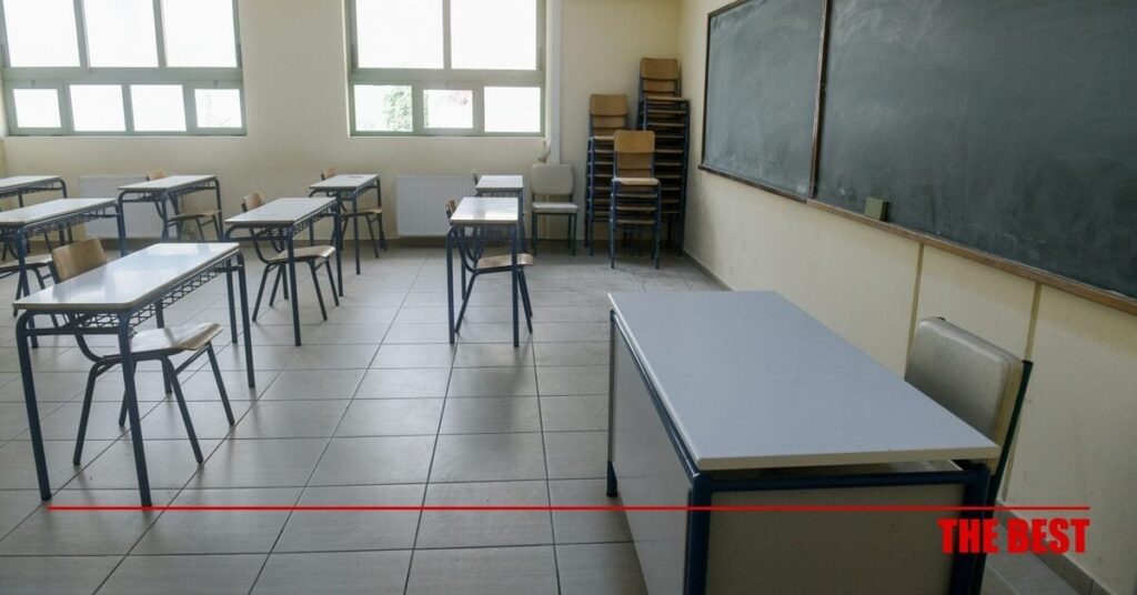 Incredible incident at Patras Primary School- Reference to Music Teacher because he played in the classroom Incredible incident at Patras Primary School- Reference to Music Teacher because he played in the classroom