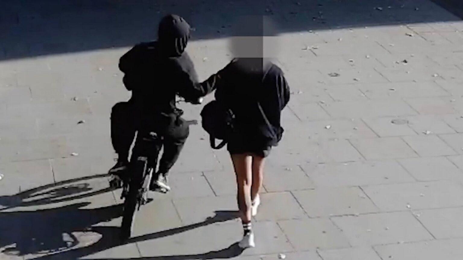 Nearly one in three in UK have been victim of mobile phone theft