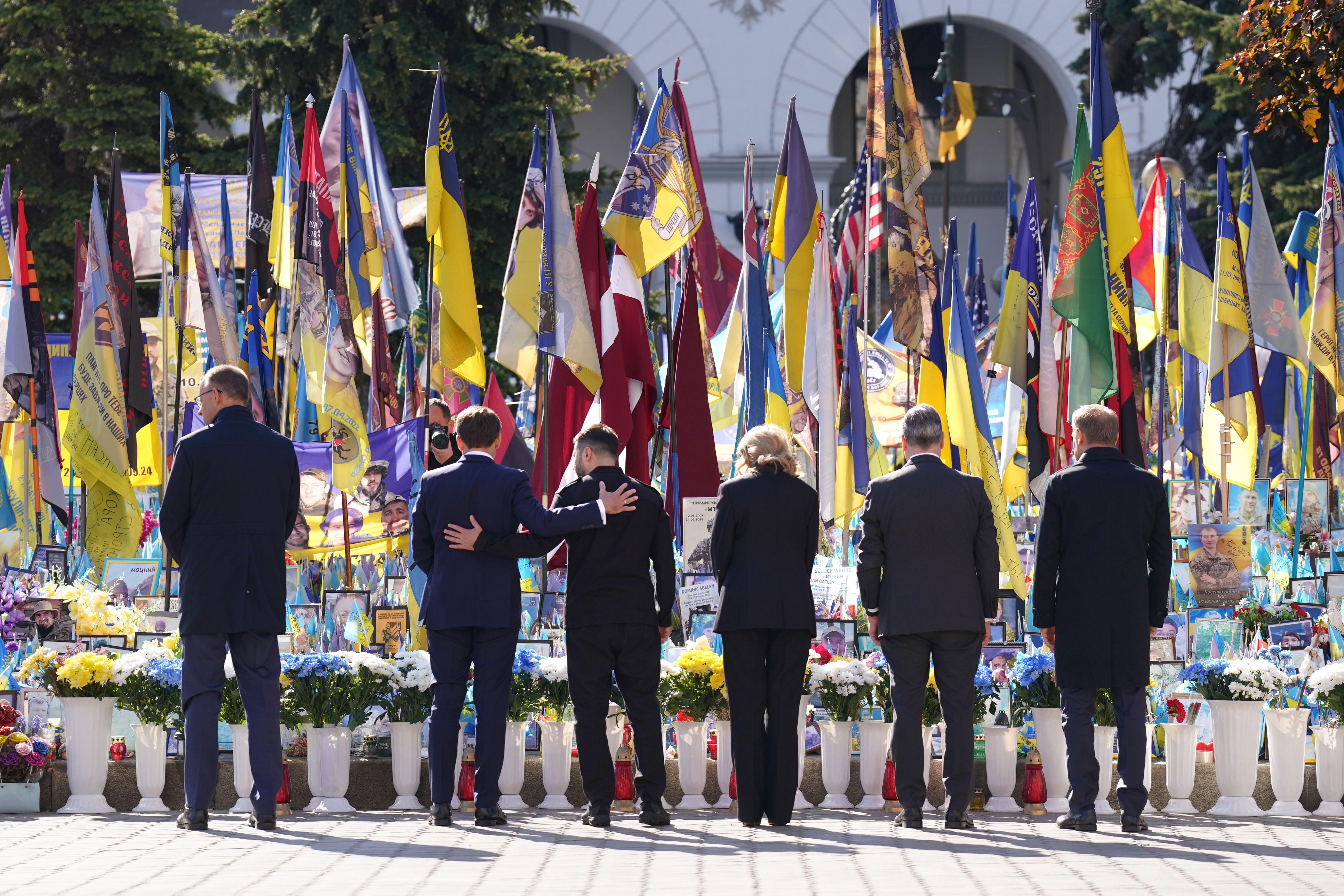 (left to right) German Chancellor Friedrich Merz, French President Emanuel Macron, Ukrainian President Volodymyr Zelensky and his wife Olena Zelenska, Prime Minister Sir Keir Starmer and Poland's Prime Minister Donald Tusk in Maidan Square in Kyiv