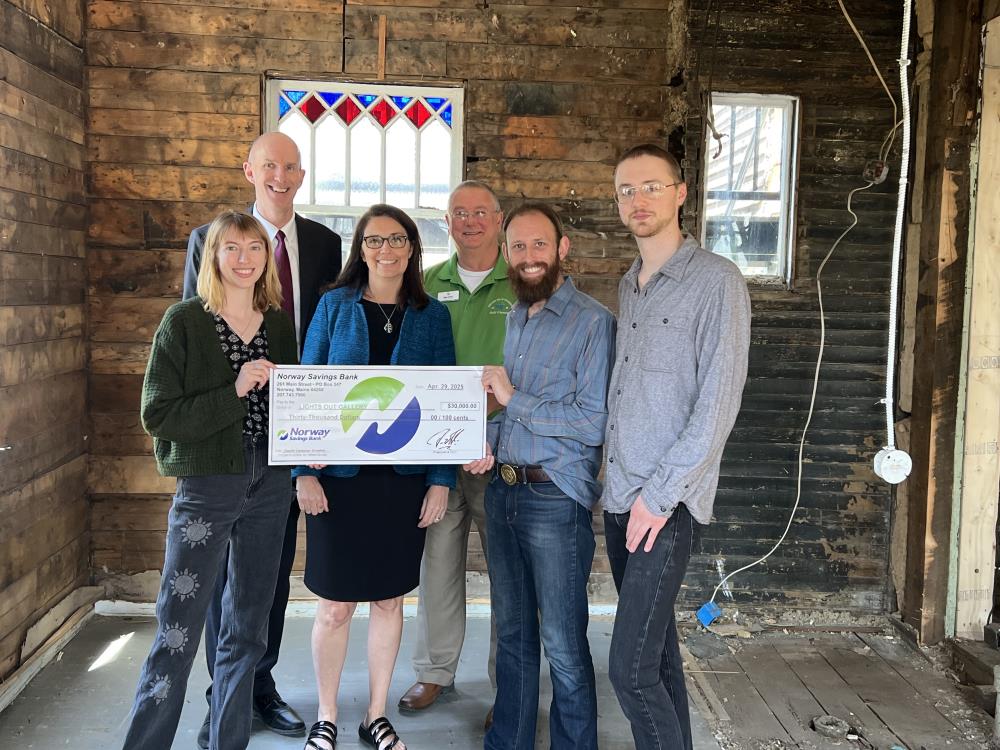 Norway Savings commits to Lights Out Gallery in Norway