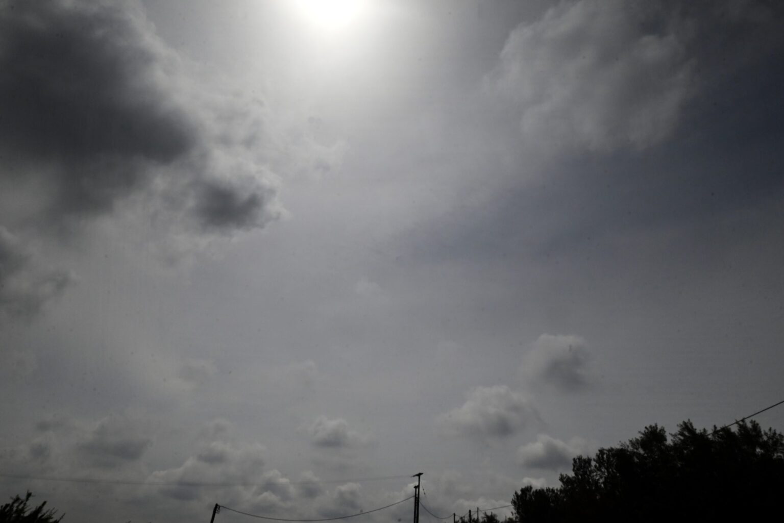 Heat, Haze, and Muddy Rain: African Dust Clouds Over Greece Heat, Haze, and Muddy Rain: African Dust Clouds Over Greece