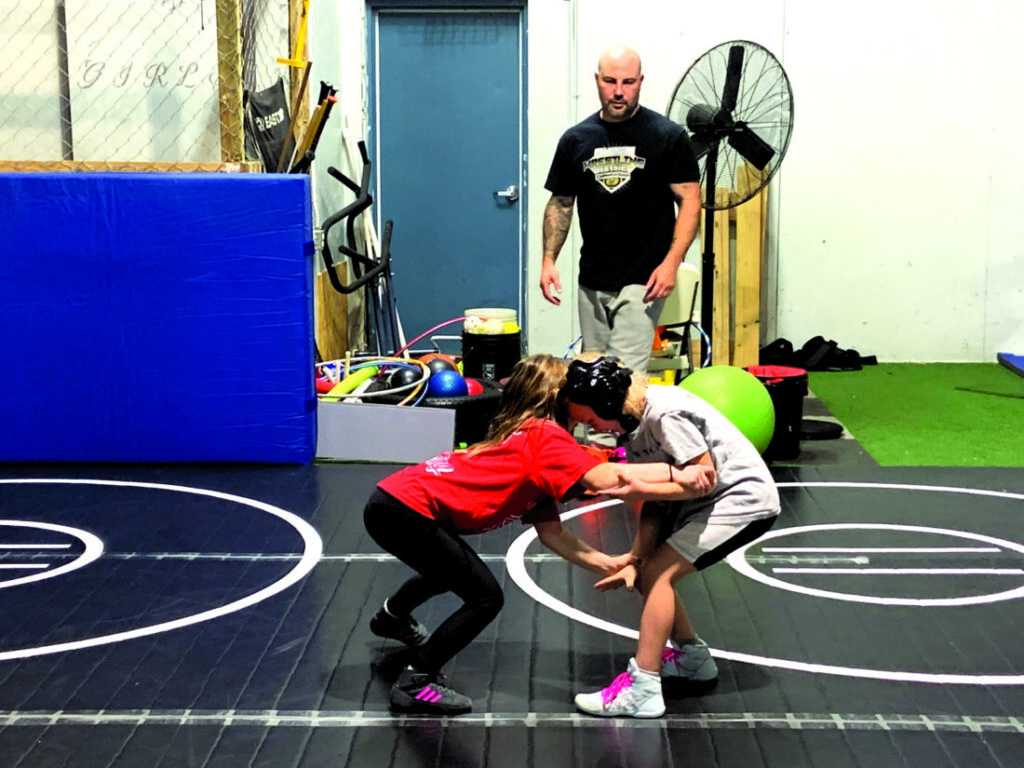Girls go to mat in Valley’s Red Rose Wrestling Club | News, Sports, Jobs