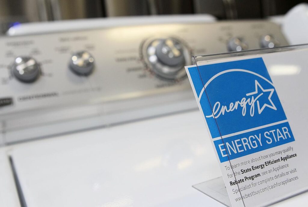 White House announces plans to shut down the Energy Star program | It has helped Americans save more than $500 billion since 1992.
