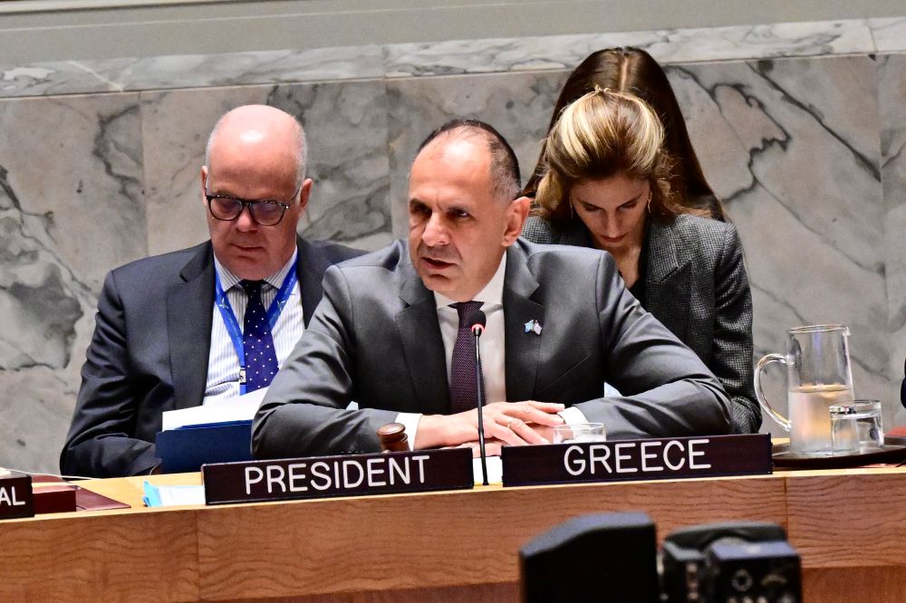 FM Gerapetritis holds call with Palestinian PM; Greece calls for an immediate ceasefire Greek News