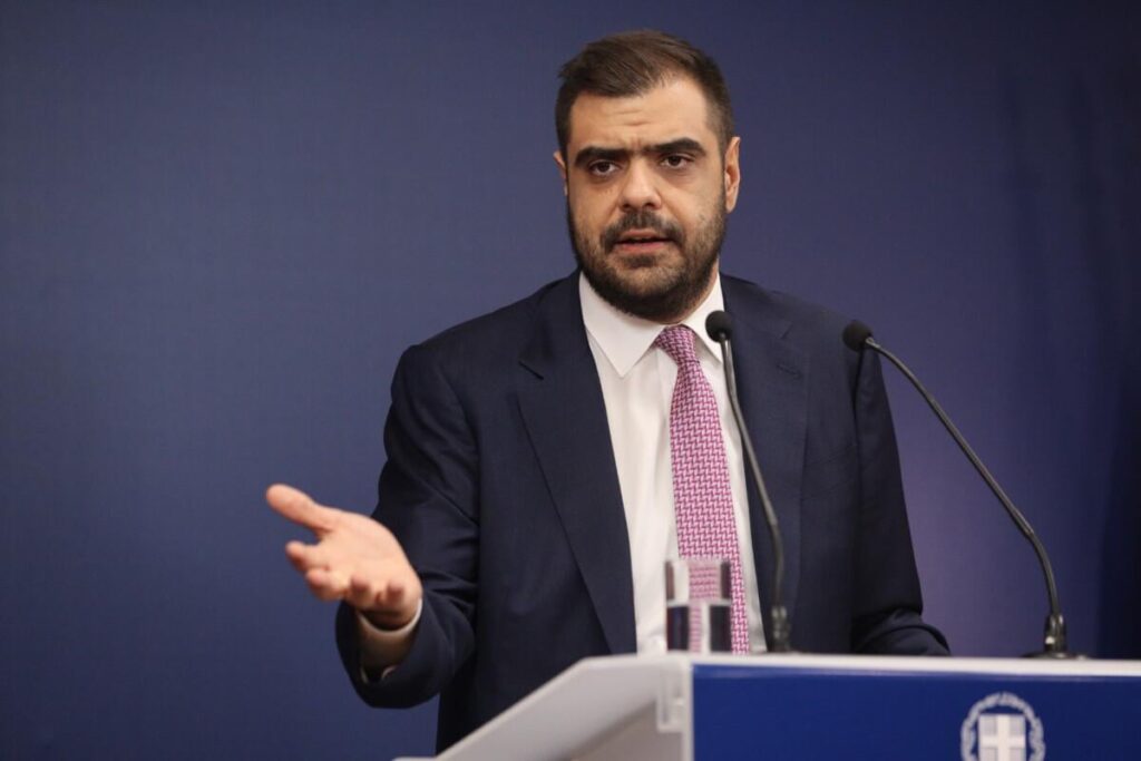 Marinakis / "Students arrested will lose status for two years"
