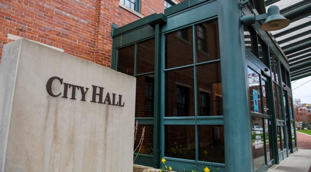 Bloomington’s economy has long history of rising above; it’s time to do it again Yahoo news home