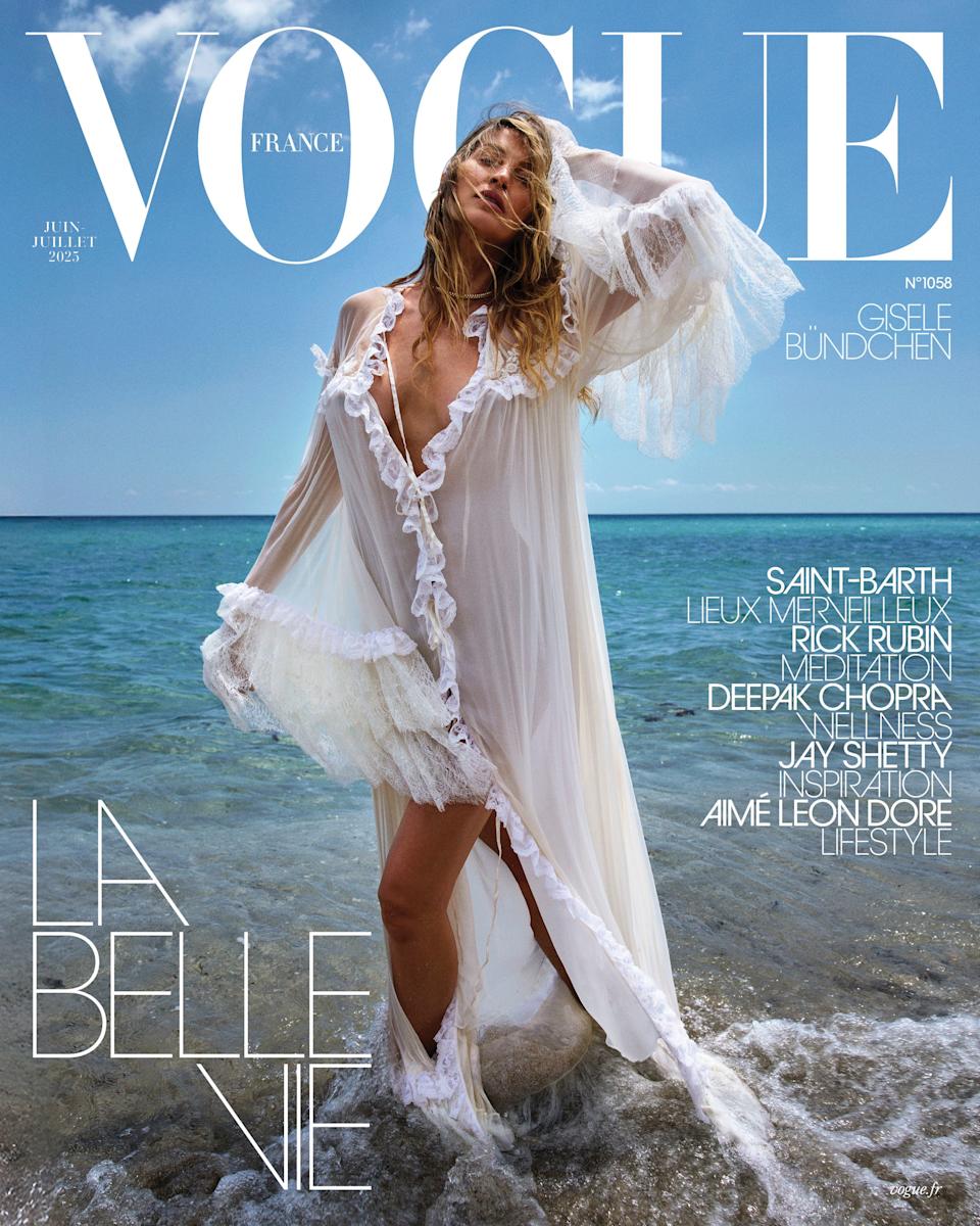 <cite class="credit">Mario Sorrenti/Vogue France</cite>