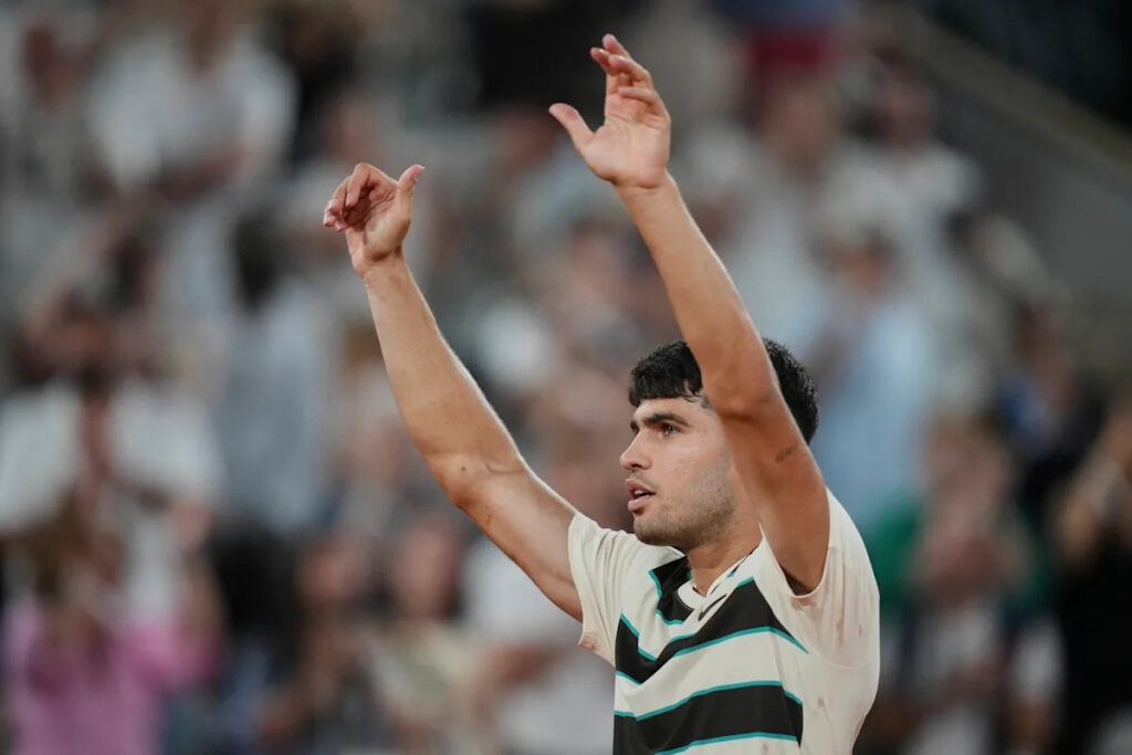 Defending champion Alcaraz labors into fourth round of the French Open Download app from appStore