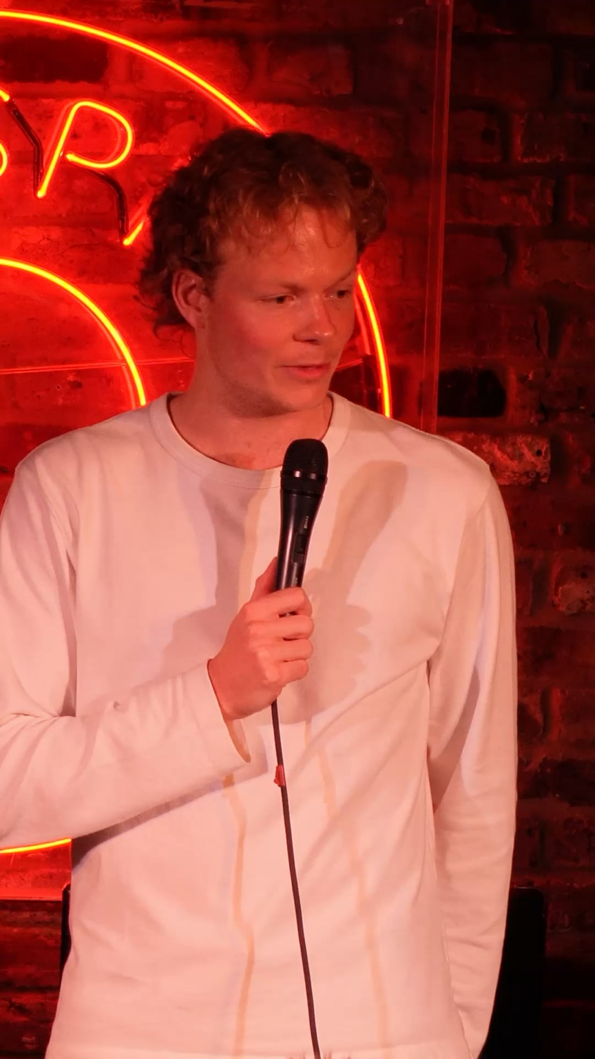 British comedian vs Spanish tourist