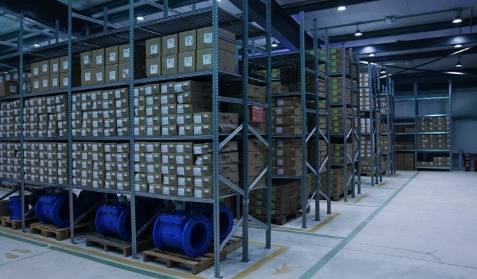 With everything going on in the country, our prime minister decided that inaugurating a warehouse is a good way to spend his time.